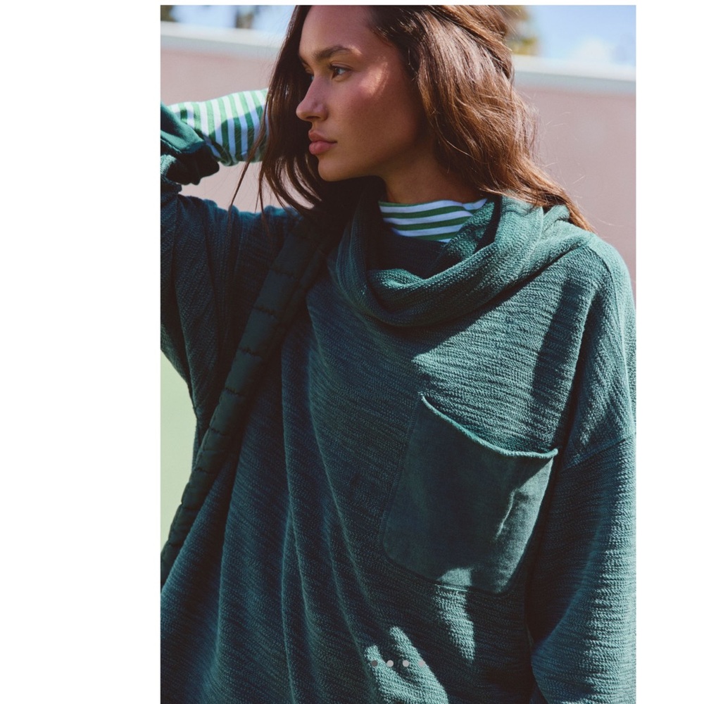 NWT FP MOVEMENT BY FREE PEOPLE LUNAR LAYER